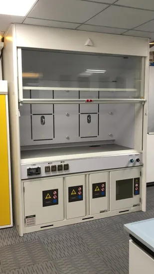 Coifa de laboratório resistente a produtos químicos com economia de energia com faixa vertical, 50/60 Hz, 115/220 V